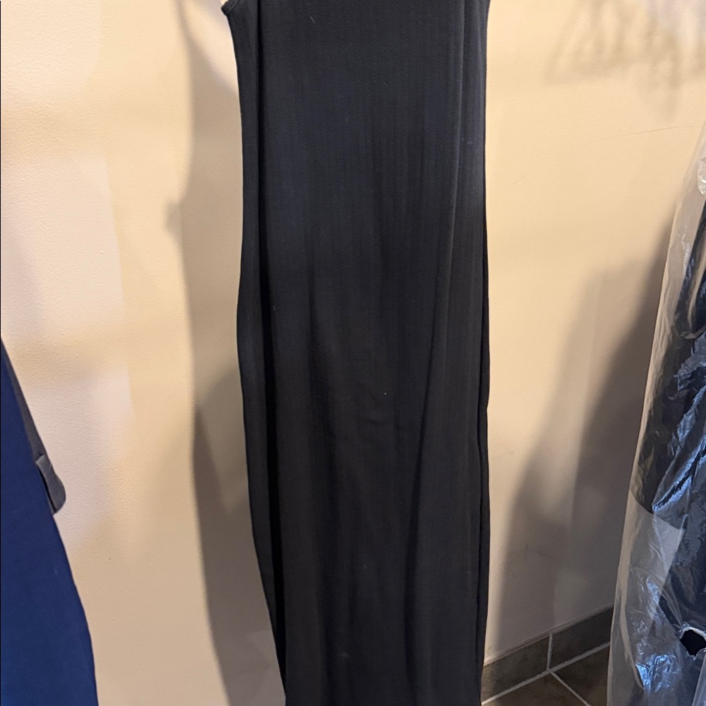 Black Ribbed Dress - Picture 2 of 4
